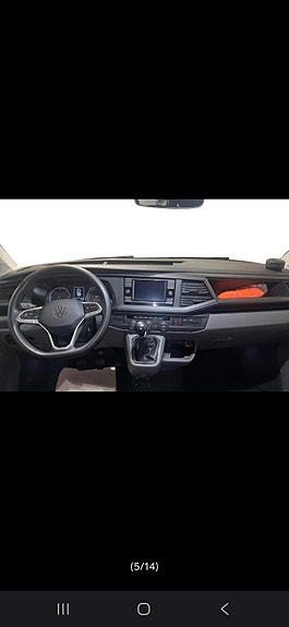 Volkswagen Caravelle 4 of 15