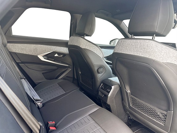 Peugeot 3008 14 of 18