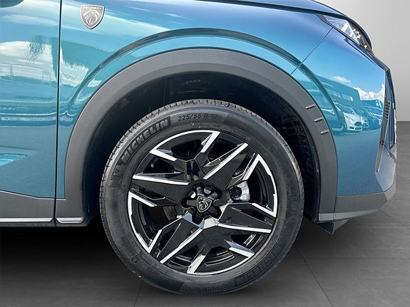 Peugeot 3008 16 of 18