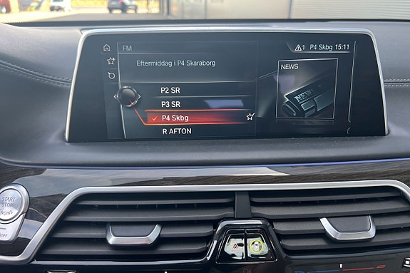 BMW 750iL 16 of 29