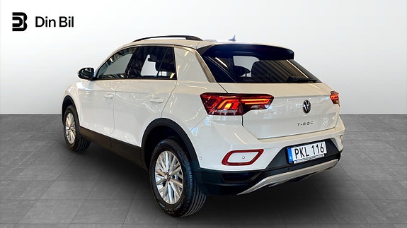 Volkswagen T-Roc 3 of 14
