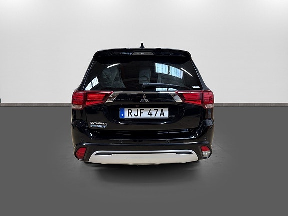 Mitsubishi Outlander 5 of 18