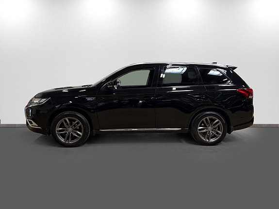 Mitsubishi Outlander 4 of 18