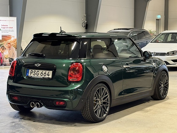 MINI Cooper S 3 of 24