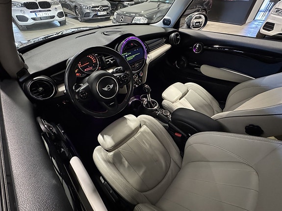 MINI Cooper S 23 of 24
