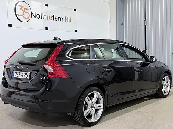 Volvo V60 5 of 23
