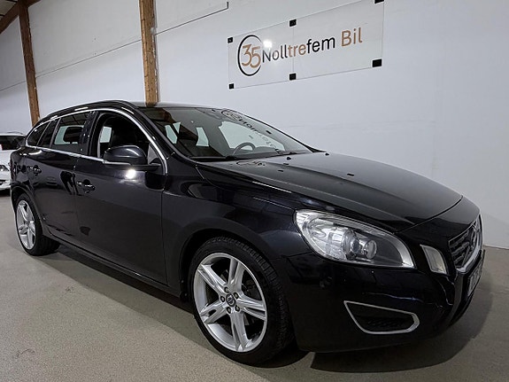 Volvo V60 7 of 23