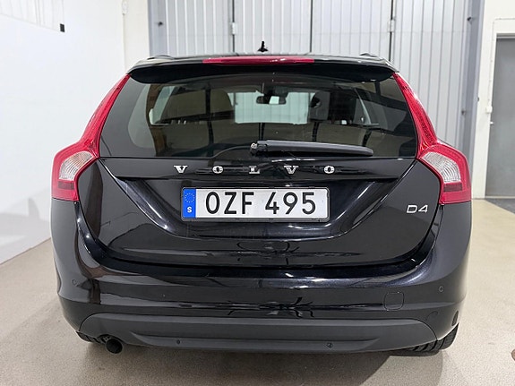 Volvo V60 4 of 23
