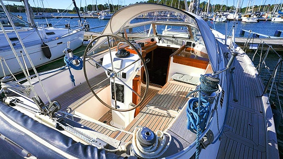 Hallberg-Rassy 39 MkII / 2000 4 of 12