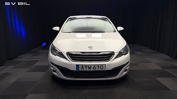 Peugeot 308 2 of 24