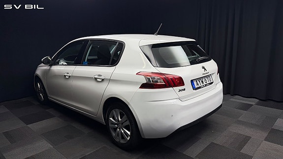 Peugeot 308 6 of 24