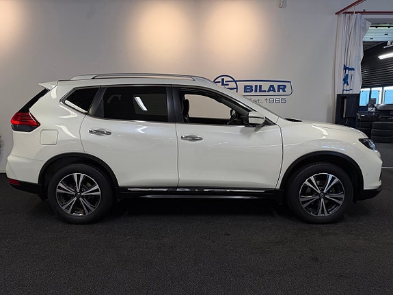 Nissan X-Trail 2 of 26