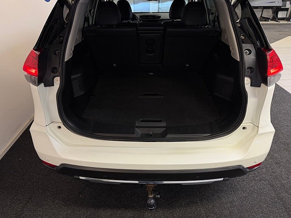 Nissan X-Trail 24 of 26