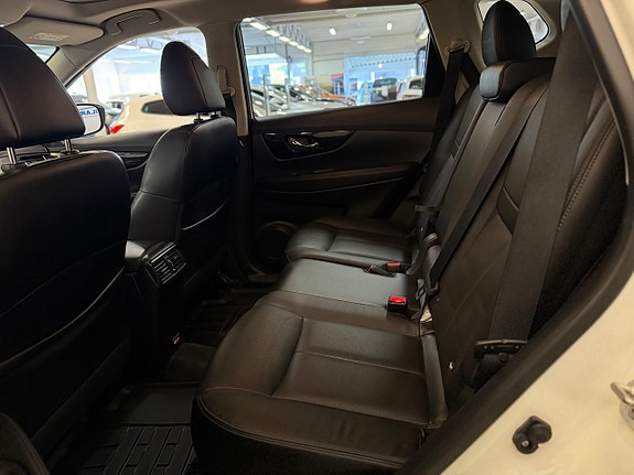 Nissan X-Trail 22 of 26