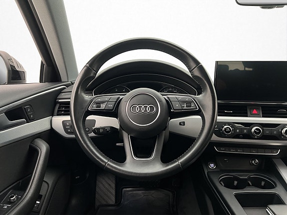 Audi A4 14 of 30