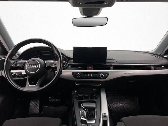 Audi A4 10 of 30