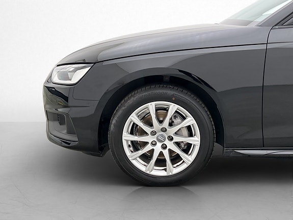 Audi A4 29 of 30