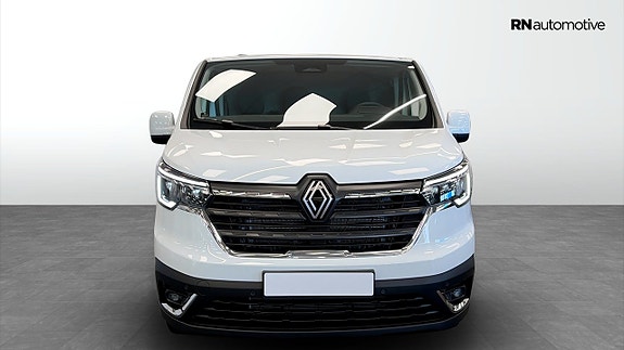 Renault Trafic 8 of 26