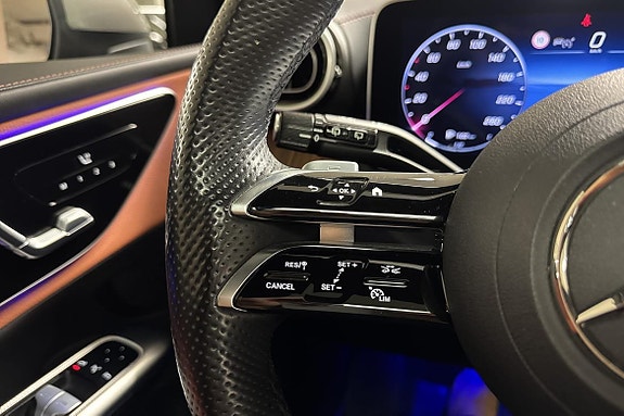 Mercedes-Benz GLC300 de 27 of 27