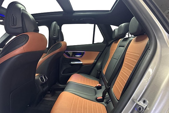 Mercedes-Benz GLC300 de 13 of 27