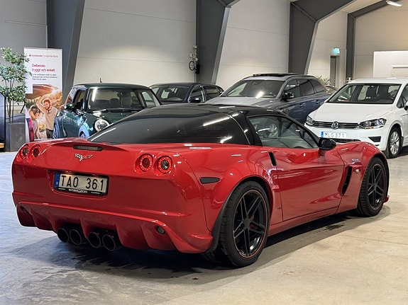 Chevrolet Corvette 3 of 10