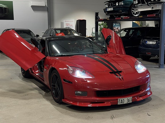Chevrolet Corvette 6 of 10