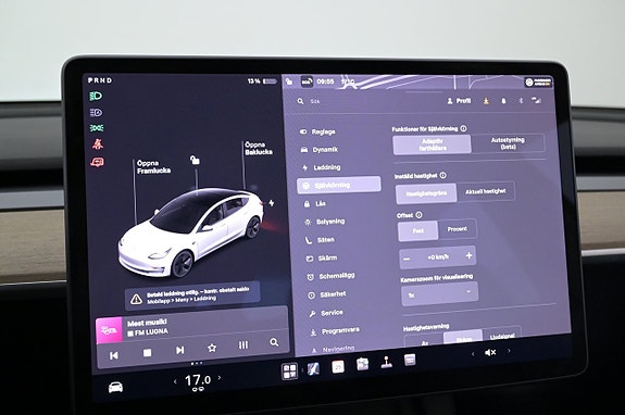 Tesla Model 3 10 of 27