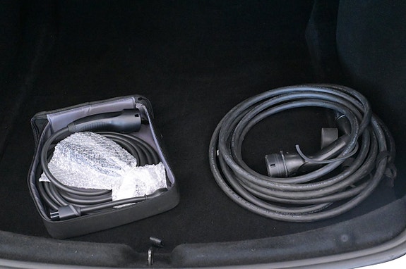 Tesla Model 3 24 of 27