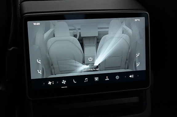 Tesla Model 3 21 of 27