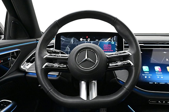 Mercedes-Benz E300 7 of 27