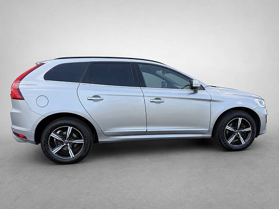 Volvo XC60 6 of 12