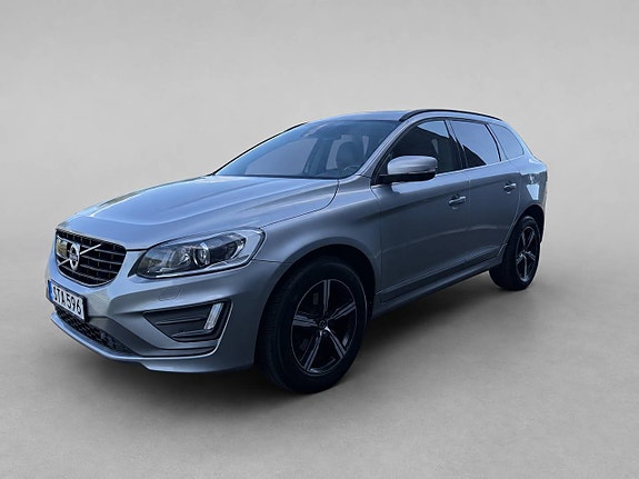 Volvo XC60 2 of 12