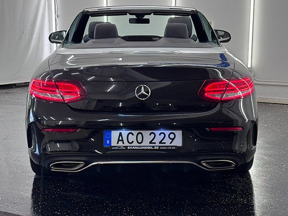 Mercedes-Benz C200 4 of 20