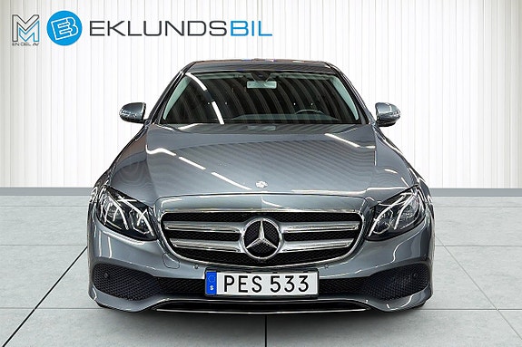 Mercedes-Benz E200 8 of 20