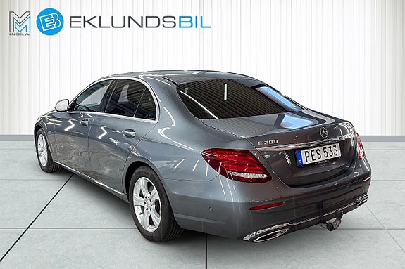 Mercedes-Benz E200 4 of 20