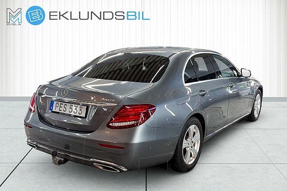 Mercedes-Benz E200 6 of 20