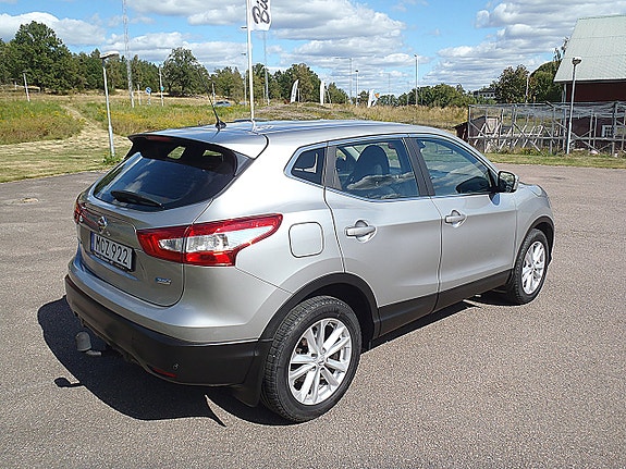 Nissan Qashqai 4 of 14