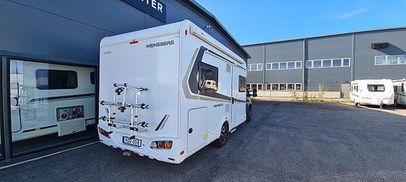 Weinsberg Carasuite 650 MF "dragkrok, franskbädd" 2 of 15