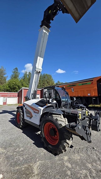 Bobcat T40.180SLP Teleskoplastare 2 of 11