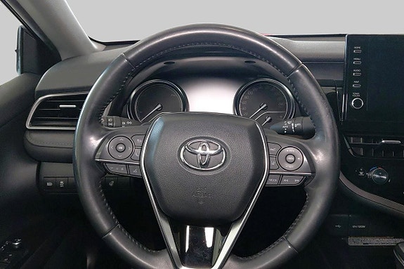 Toyota Camry 10 of 11