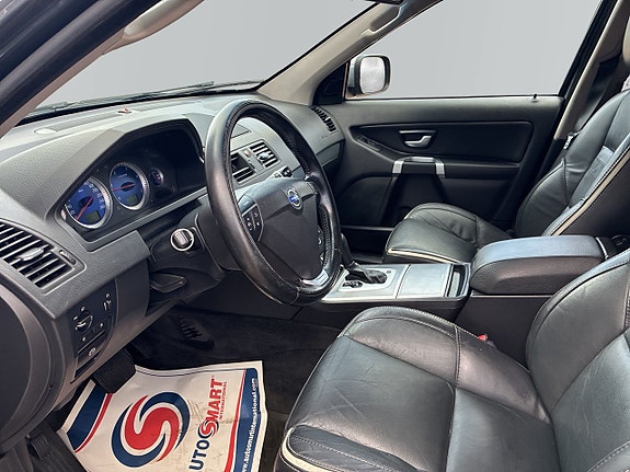 Volvo XC90 11 of 12