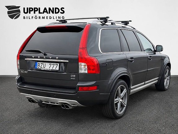 Volvo XC90 3 of 12