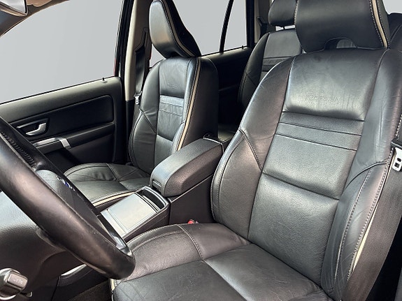 Volvo XC90 10 of 12