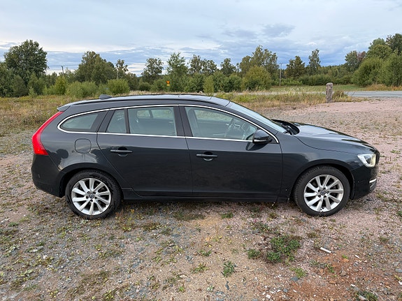 Volvo V60 5 of 9