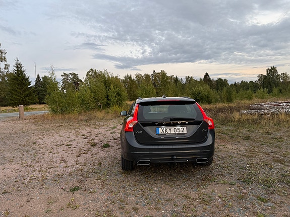 Volvo V60 3 of 9