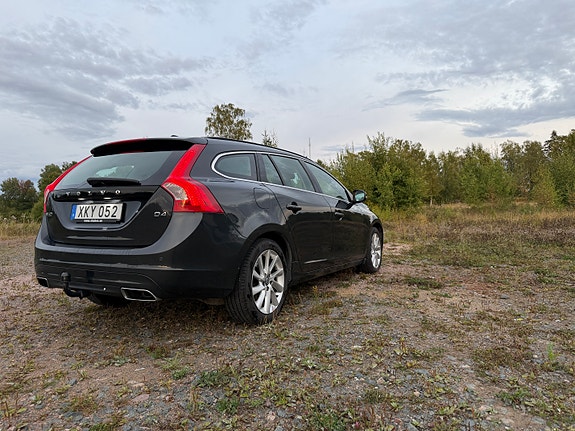 Volvo V60 4 of 9