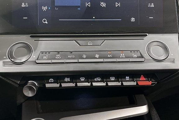 Peugeot 308 13 of 17