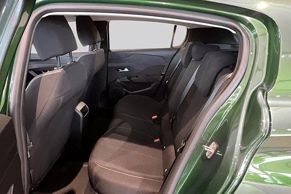 Peugeot 308 9 of 17