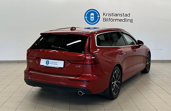Volvo V60 8 of 12