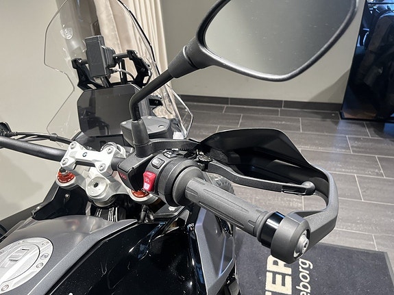BMW F900GS/NU: 181635kr!/Omg lev/Hög vindruta/5års garanti 9 of 13